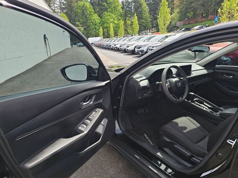 Used 2023 Honda Accord LX image 20