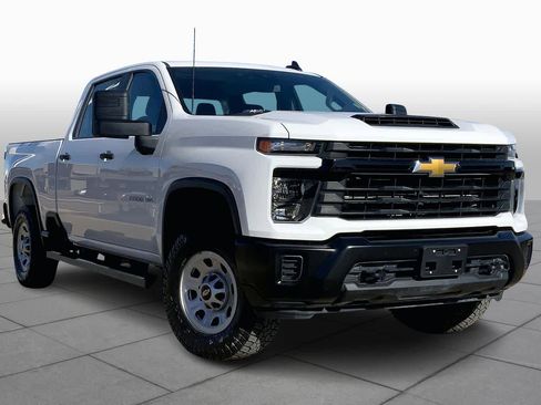 Used 2025 Chevrolet Silverado 2500 W/T image 3