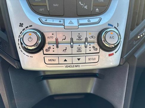 Used 2012 Chevrolet Equinox LT AWD/4WD image 24
