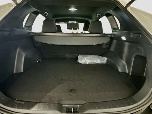 Used 2025 Toyota RAV4 SE AWD/4WD image 30