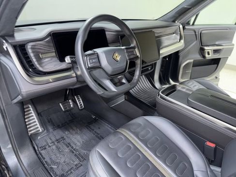 Used 2023 Rivian R1T Adventure image 14