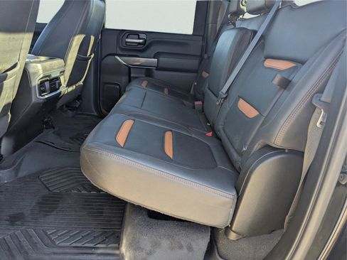 Used 2022 GMC Sierra 2500 AT4 w/ Gooseneck/5TH Wheel Package image 14