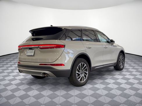 Used 2020 Lincoln Corsair FWD w/ Equipment Group 101A image 9