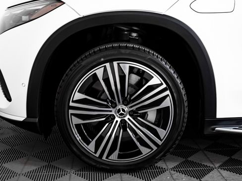Certified 2023 Mercedes-Benz EQS 450+ SUV image 4