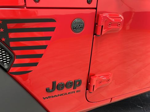 Used 2024 Jeep Wrangler Sport AWD/4WD image 37