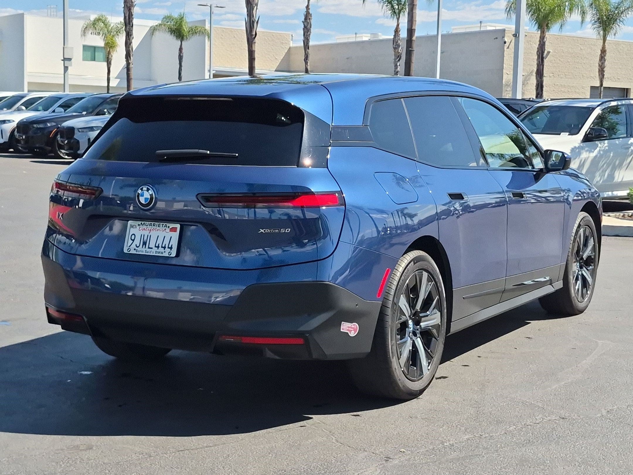 Used 2024 BMW iX xDrive50 w/ Convenience Package AWD/4WD image 10