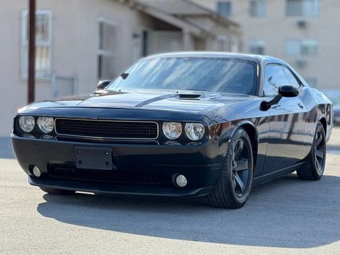 Used 2012 Dodge Challenger R/T Plus RWD image 4