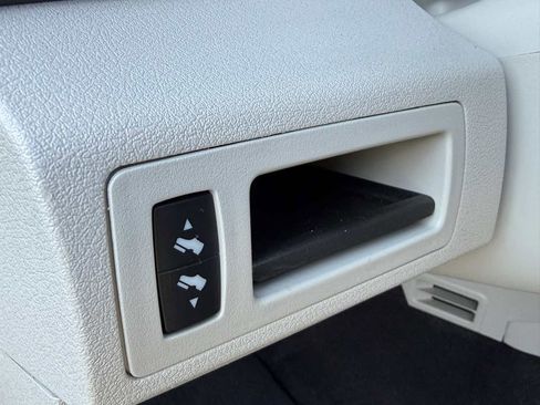 Used 2009 Jeep Grand Cherokee Limited image 15