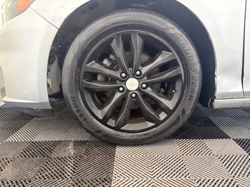 Used 2016 Chevrolet Malibu LT FWD image 28