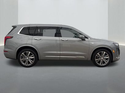New 2025 Cadillac XT6 Premium Luxury