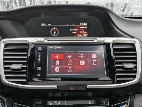 Used 2017 Honda Accord EX-L image 29