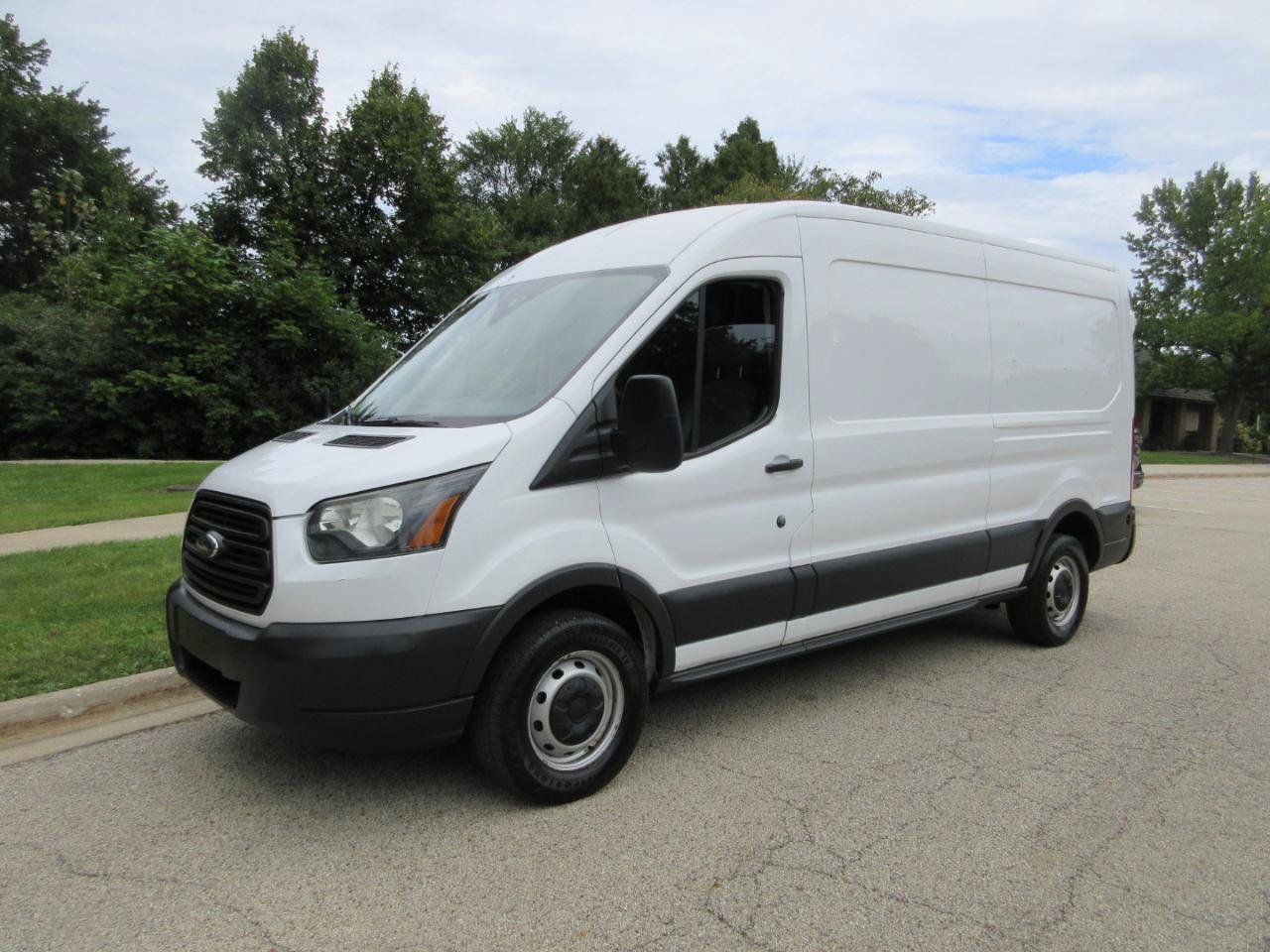 Used 2016 Ford Transit 150 148 Medium Roof RWD image 21