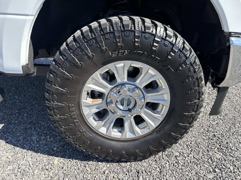 Used 2022 Ford F250 XLT w/ XLT Value Package AWD/4WD image 33