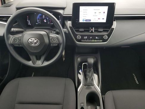 Used 2026 Toyota Corolla LE image 16