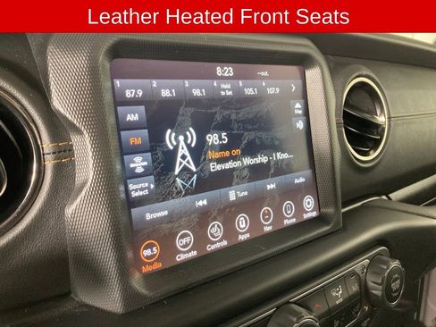 Used 2021 Jeep Gladiator Overland image 4