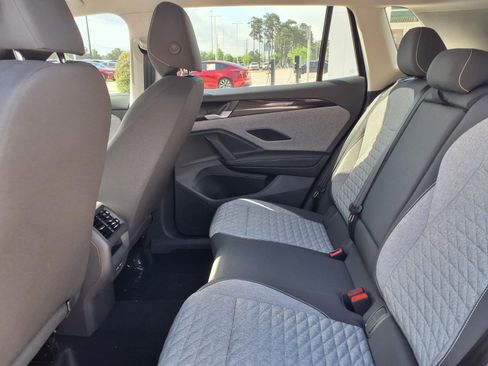 New 2026 Volkswagen Tiguan S FWD image 10