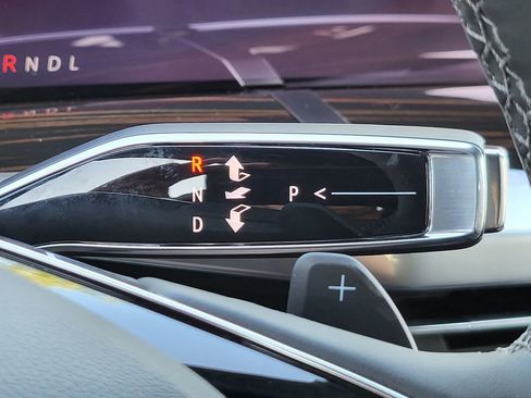 New 2025 Cadillac Escalade Luxury image 31