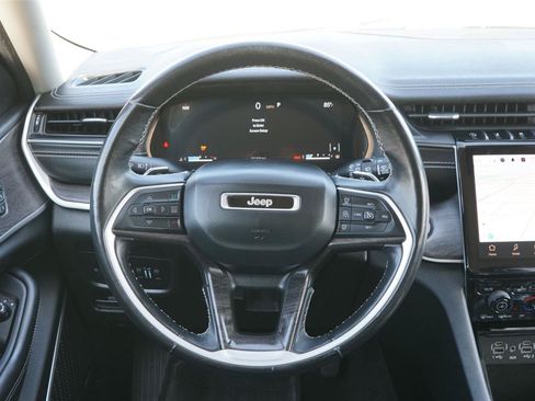 Used 2021 Jeep Grand Cherokee L Limited AWD/4WD image 25