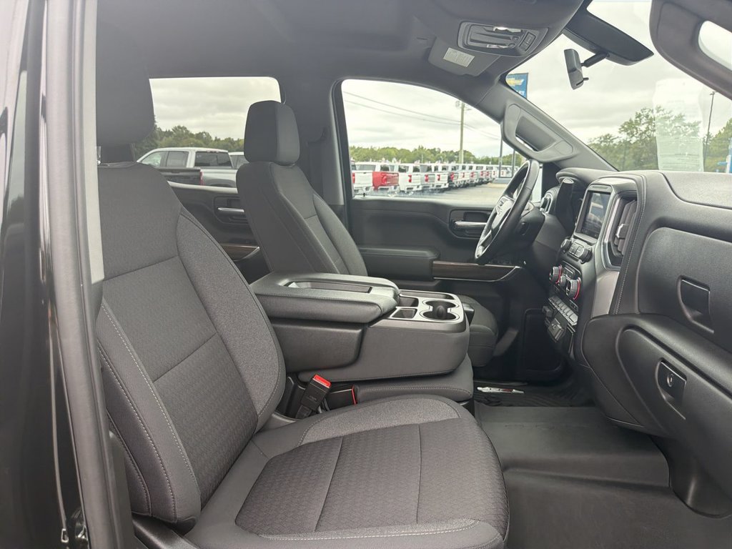 Certified 2021 Chevrolet Silverado 1500 RST AWD/4WD image 26