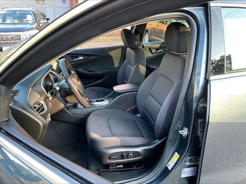 Used 2021 Chevrolet Malibu RS FWD image 10
