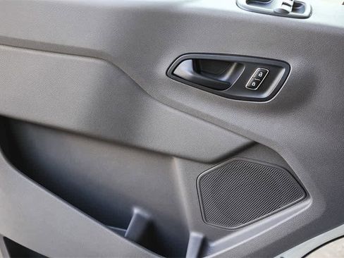 New 2026 Ford Transit 250 148 Medium Roof image 19