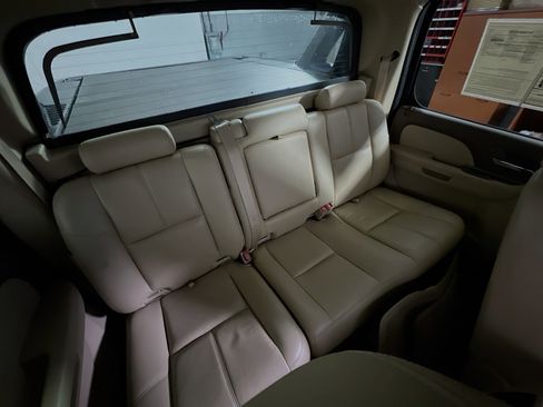 Used 2011 Chevrolet Avalanche LT w/ Luxury Package image 31