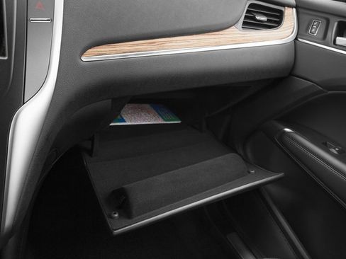 Used 2016 Lincoln MKC Select w/ Select Plus Package image 16