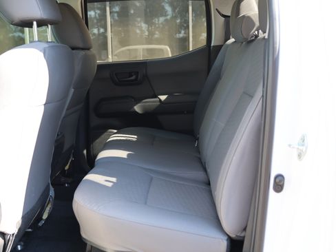 Used 2023 Toyota Tacoma SR AWD/4WD image 14