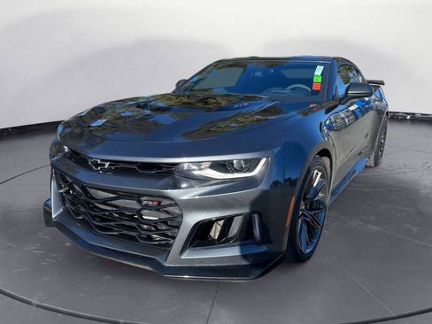 Used 2017 Chevrolet Camaro ZL1 image 2