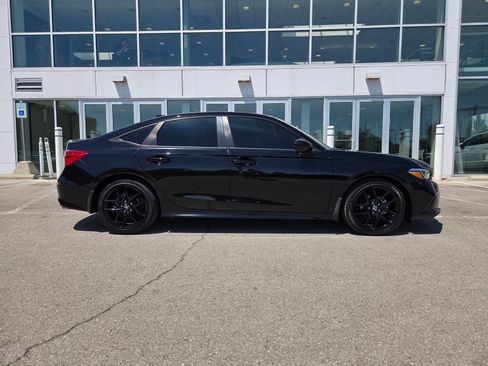 Used 2024 Honda Civic Sport image 3