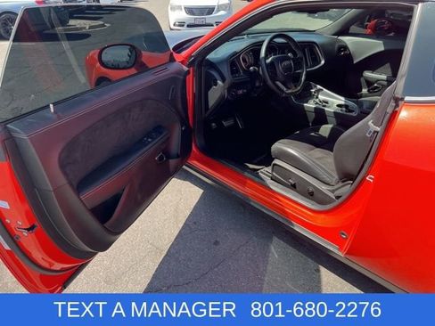 Used 2023 Dodge Challenger SRT Hellcat RWD image 18