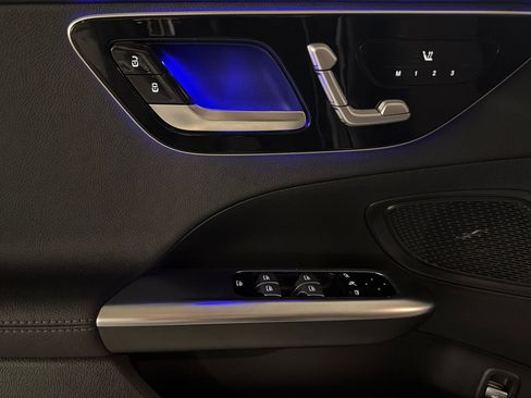 New 2026 Mercedes-Benz C 300 4MATIC Sedan image 10