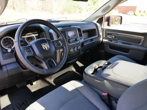 Used 2018 RAM 1500 Express image 2