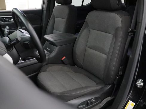 Used 2023 Chevrolet Traverse LT AWD/4WD image 10