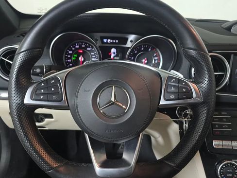 Used 2020 Mercedes-Benz SL 550 image 10