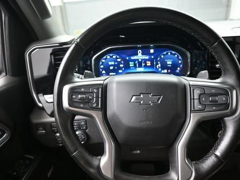 Used 2023 Chevrolet Silverado 1500 RST w/ Convenience Package II AWD/4WD image 8
