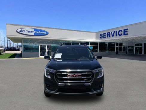 Used 2023 GMC Terrain AT4 AWD/4WD image 3