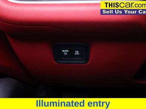 Used 2024 Porsche Cayenne image 14