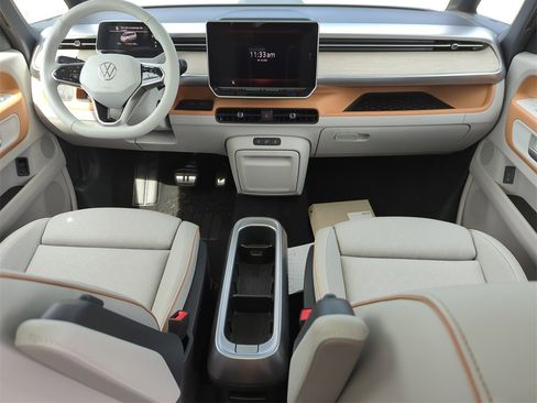 New 2025 Volkswagen ID. Buzz Pro S Plus image 19