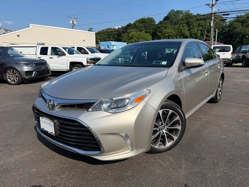Used 2016 Toyota Avalon XLE Plus FWD image 1