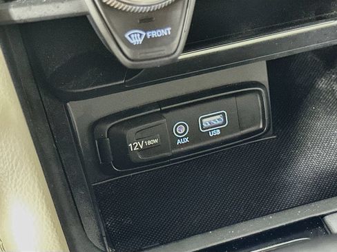 Used 2020 Genesis G70 2.0T RWD image 32