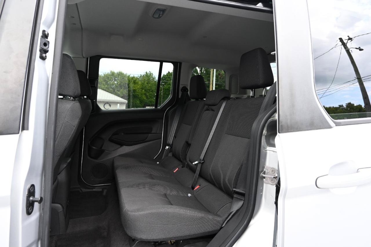 Used 2017 Ford Transit Connect XLT FWD image 17