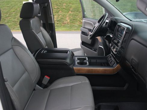 Used 2014 Chevrolet Silverado 1500 LTZ image 35