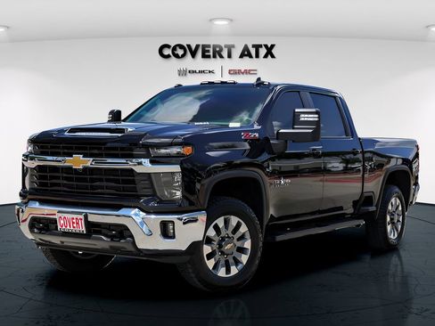 Used 2026 Chevrolet Silverado 2500 LT w/ Texas Edition AWD/4WD image 2