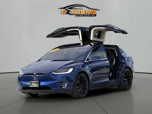 Used 2016 Tesla Model X 75D image 2