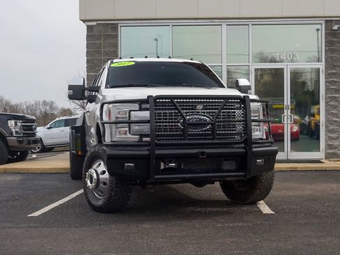 Used 2017 Ford F350 Platinum w/ Platinum Ultimate Package image 1
