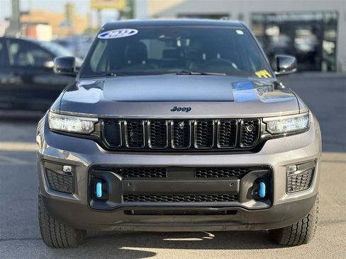 Used 2022 Jeep Grand Cherokee Trailhawk w/ Advanced Protech Group II AWD/4WD image 2