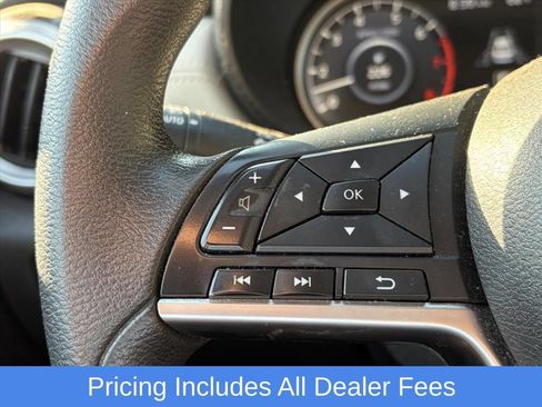 Used 2020 Nissan Versa SV FWD image 11