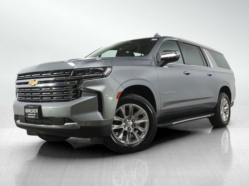 Used 2023 Chevrolet Suburban Premier AWD/4WD image 1