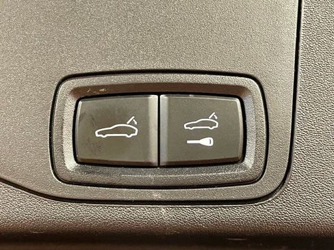 Used 2023 Porsche Taycan Turbo w/ Performance Package image 21